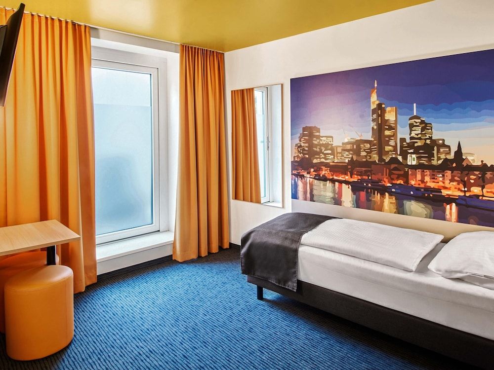 undefined B&B Hotel Frankfurt-Hbf 6