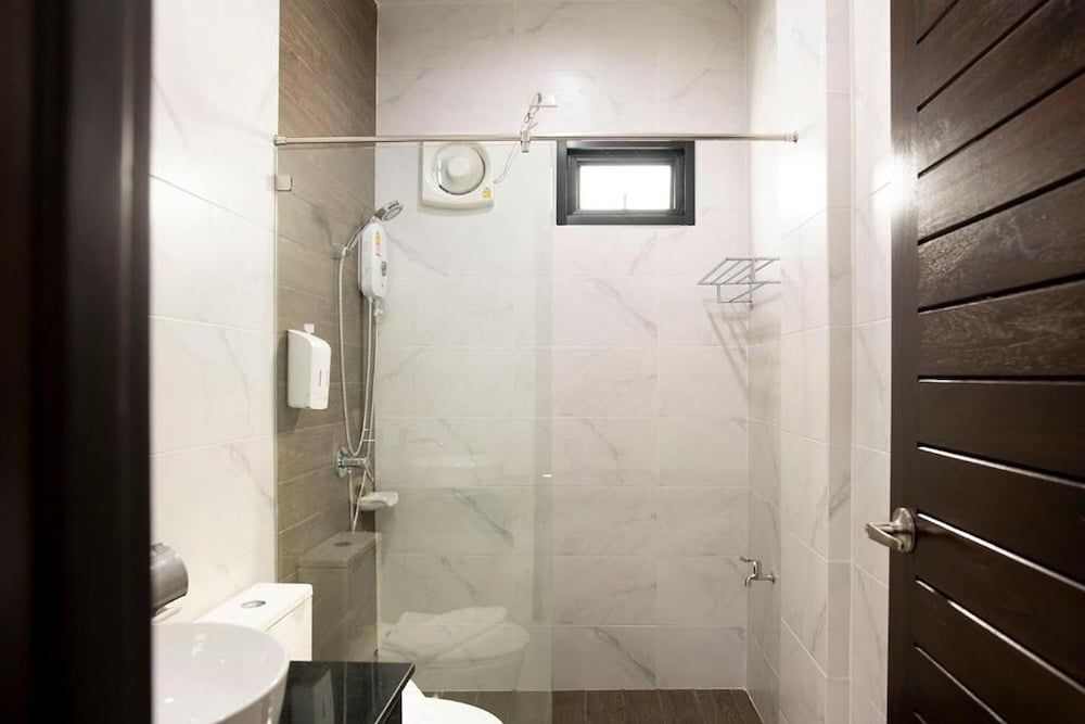 Thip Thip Hotel Superior Double Room 12