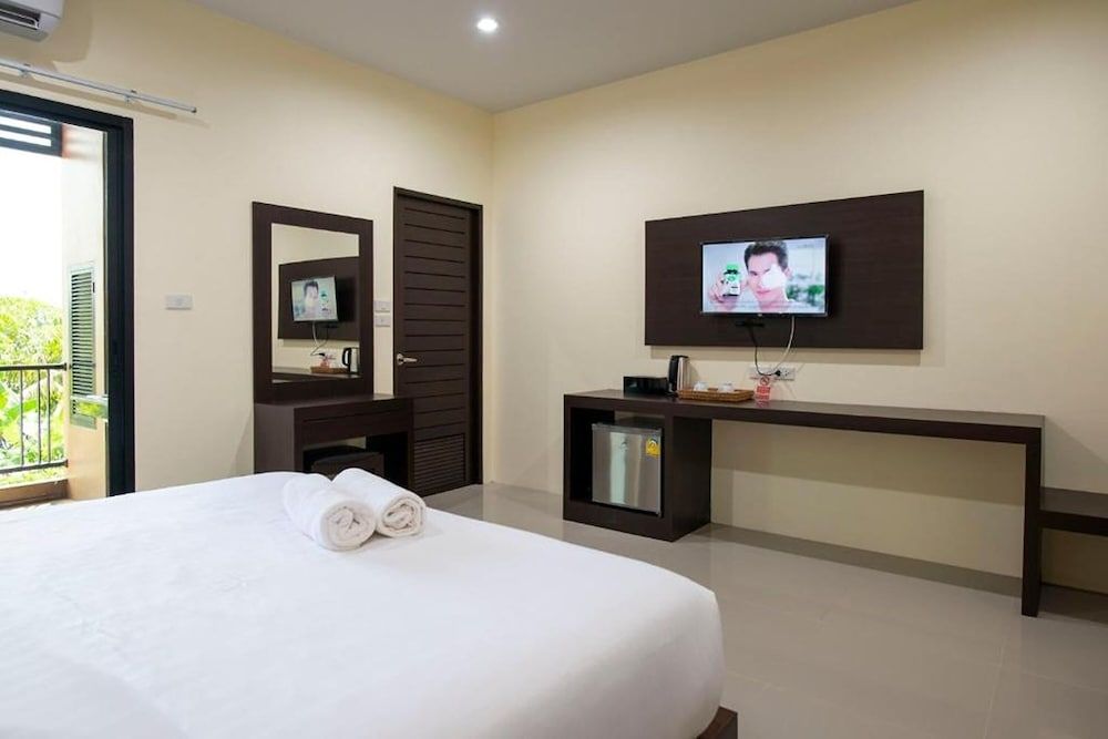 Thip Thip Hotel Superior Double Room 2