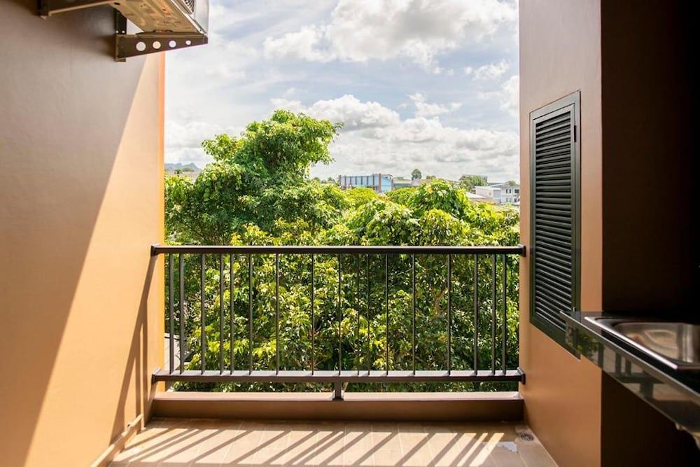 Thip Thip Hotel Superior Double Room 9