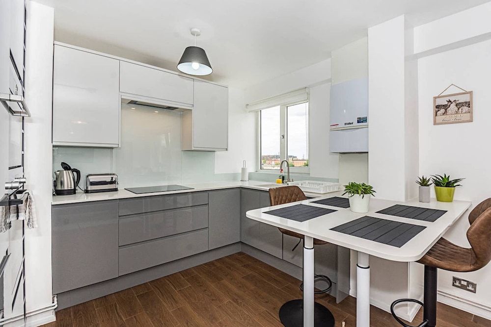 Magnificent and centrally located flat One Bedroom Apartment 10