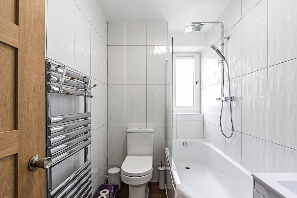 Magnificent and centrally located flat One Bedroom Apartment 17