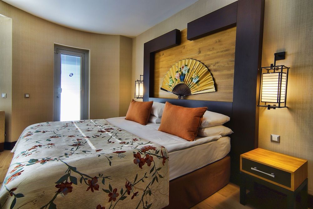 Limak Lara De Luxe Hotel - All Inclusive