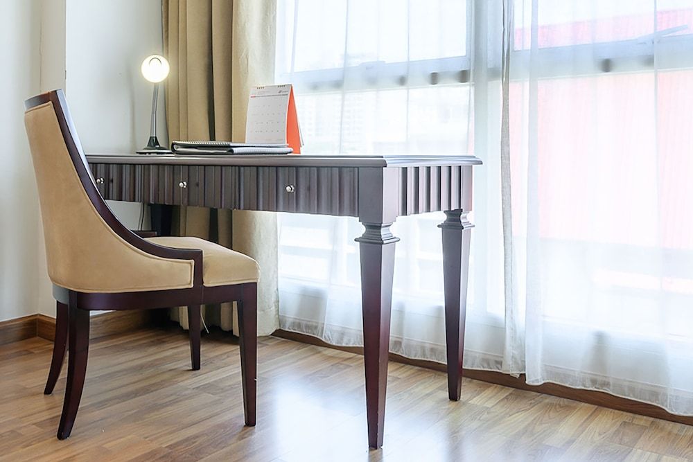 Clover Haus Sukhumvit 33 By Favstay Deluxe Room 9