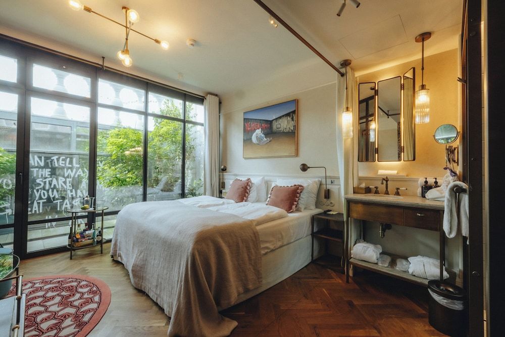 undefined Hotel MOTTO 5