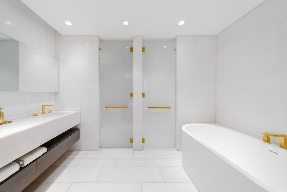 EDEN'S Homes & Villas - FIVE Residences Luxury Apartment, 1 Bedroom, Non Smoking, Sea View 8