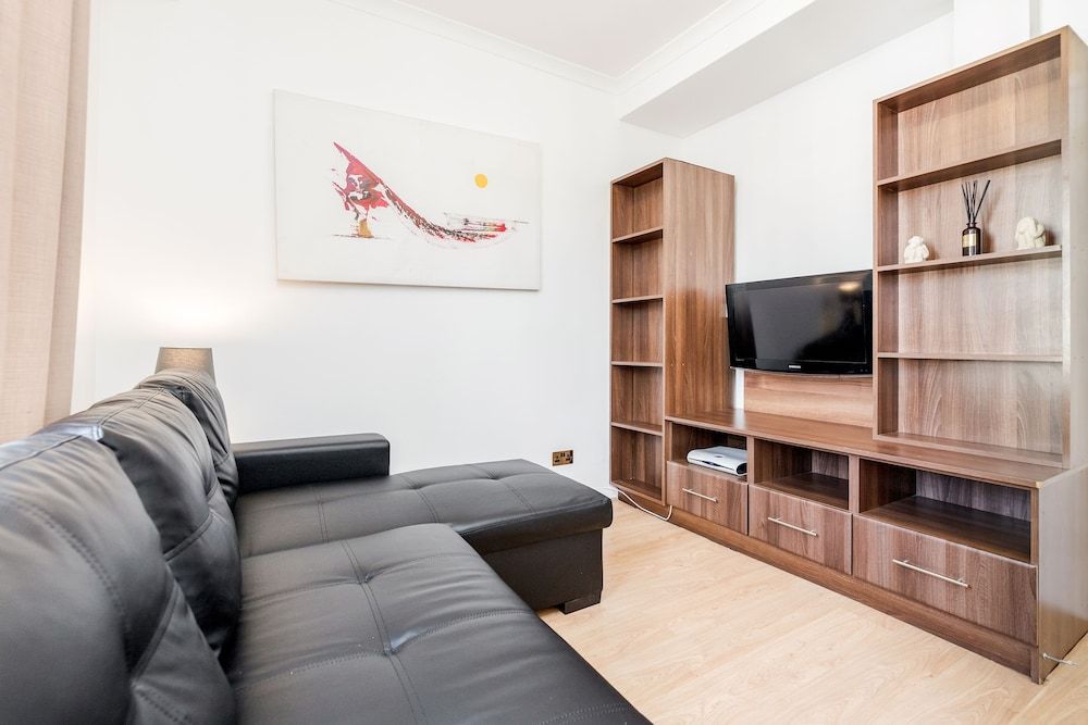 Kings Road Apartments Apartment, 2 Bedrooms 12