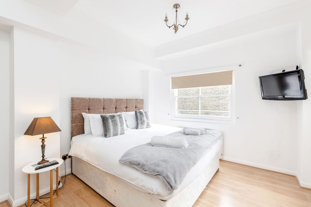 Kings Road Apartments Apartment, 2 Bedrooms 5