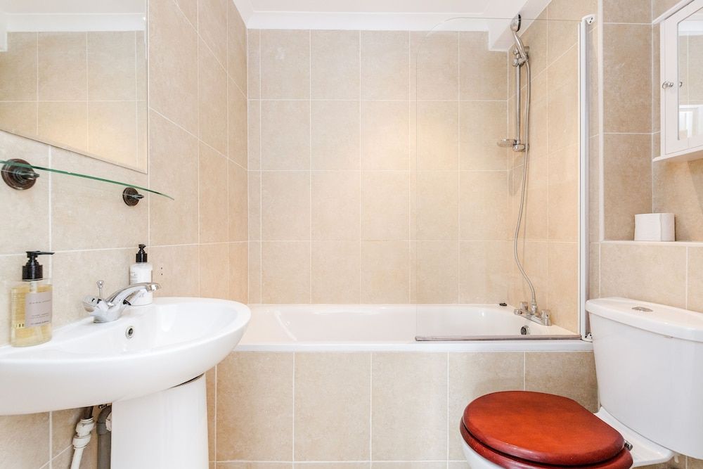 Kings Road Apartments Apartment, 2 Bedrooms 7