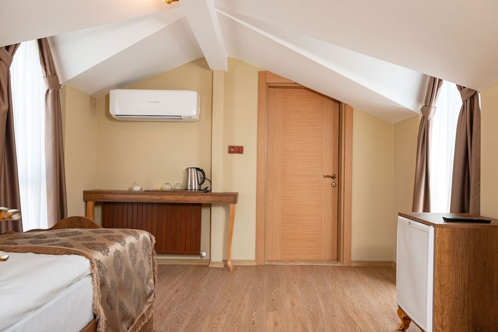 undefined The Ottoman Boutique 8