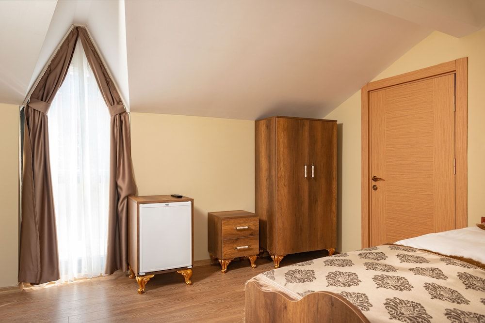 undefined The Ottoman Boutique 7