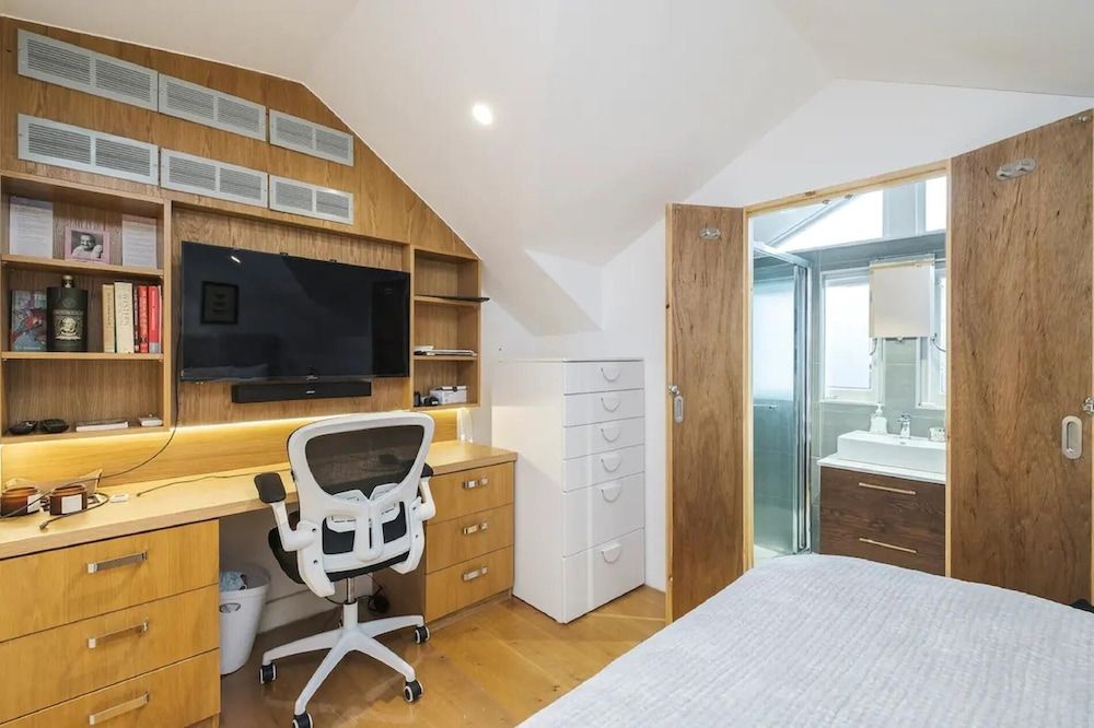 NEW Stunning 5BD Kensington House House (5 Bedrooms) 25