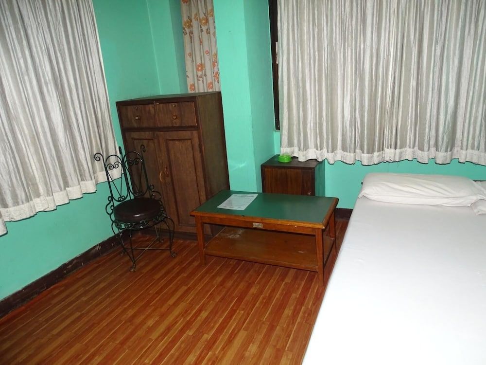 Green House Lodge Basic Double Room 5