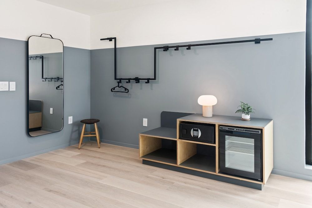 undefined The Metric 10