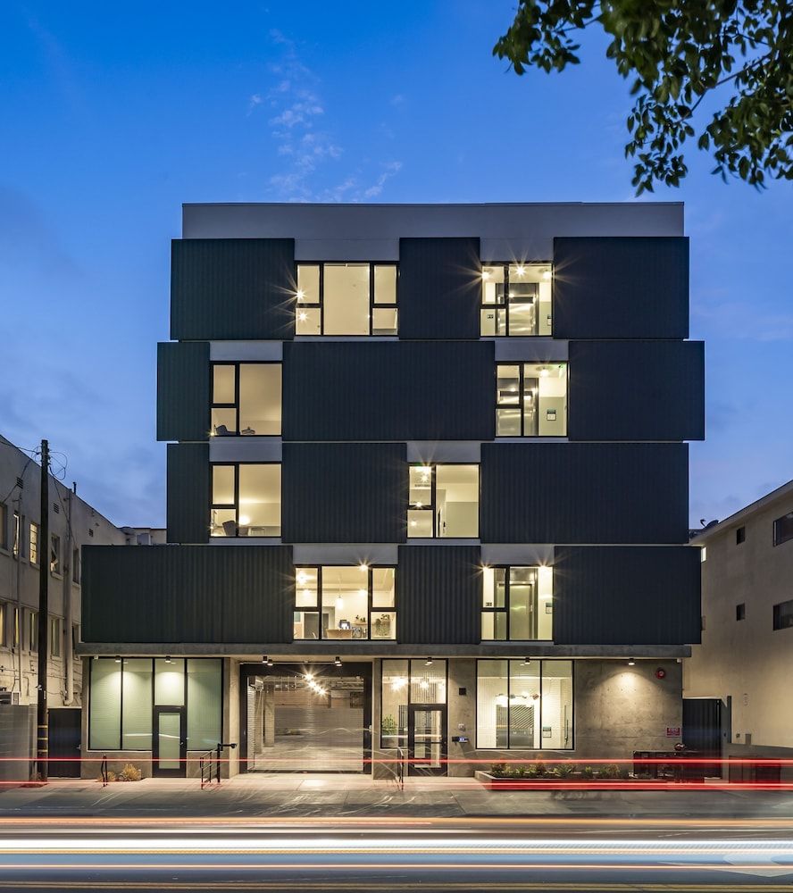 undefined The Metric 4