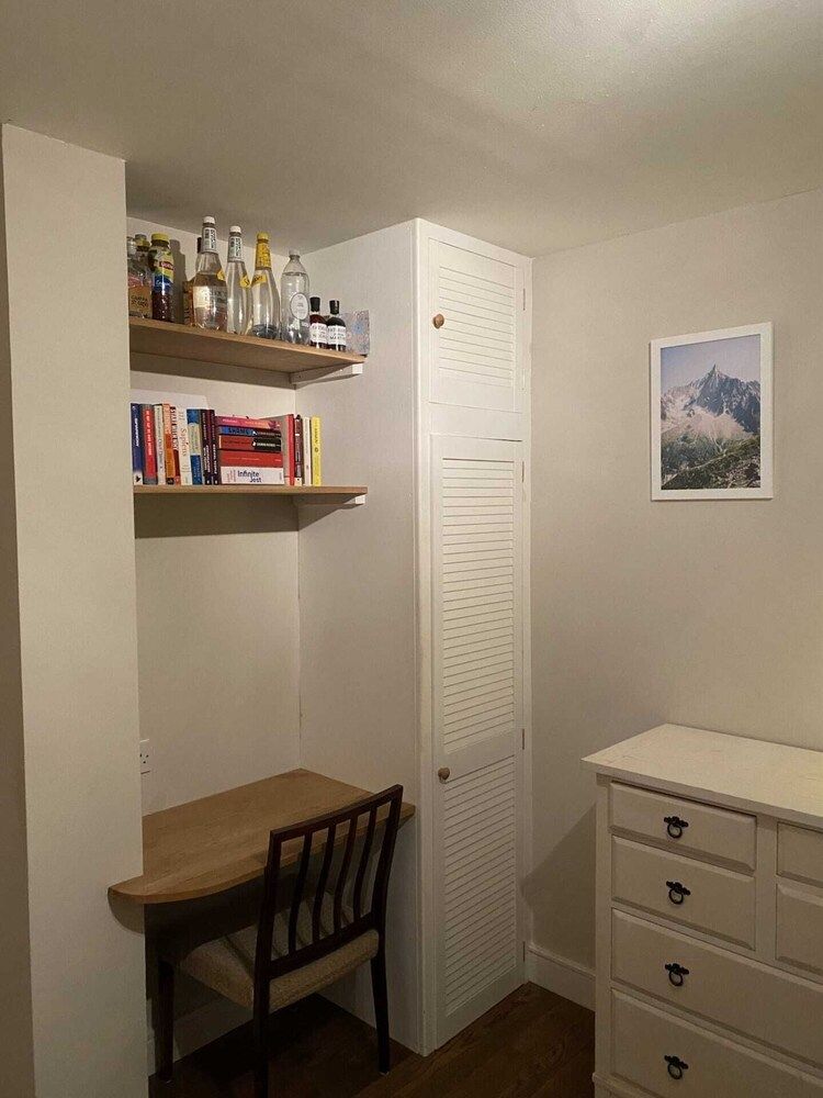 undefined Homely 1 Bedroom Apartment in South East London 3