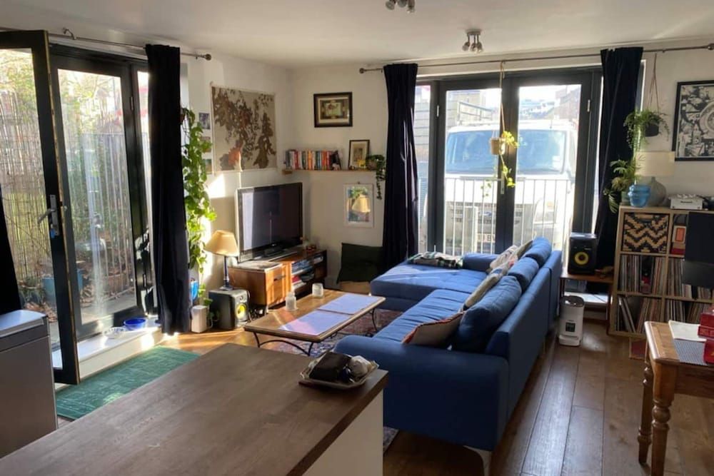 undefined Homely 1 Bedroom Apartment in South East London 9