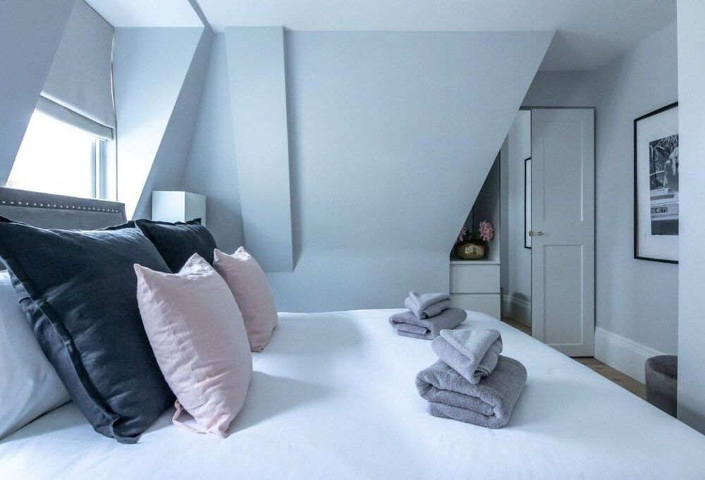 Royal Kensington Penthouse IX- 3 bed Apartment 24