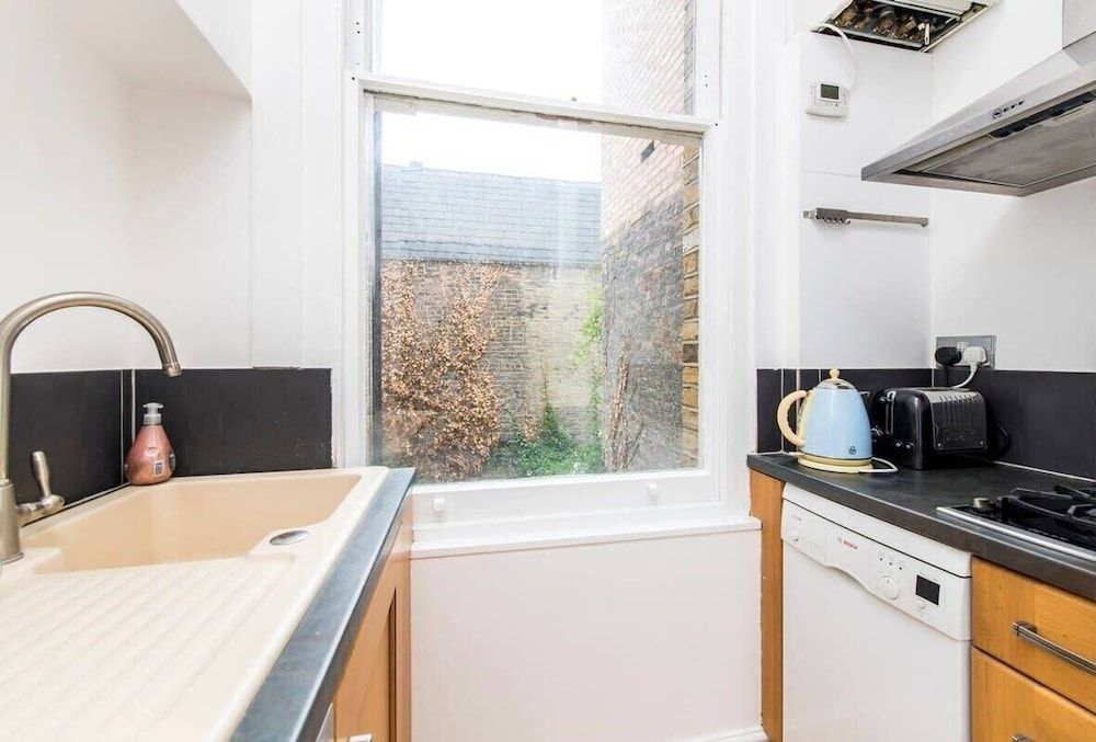undefined Fab 2 BR Flat in Paddington Close to Hyde Park 5