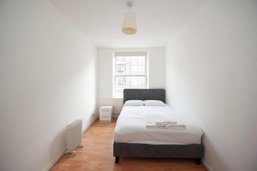 undefined Central London 2BR Apartment in Waterloo 4