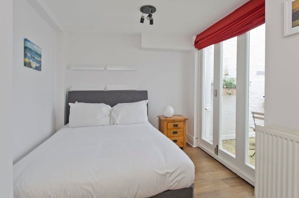 undefined Charming 2-bed Apt, Pimlico 8