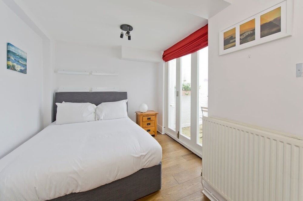 undefined Charming 2-bed Apt, Pimlico 7