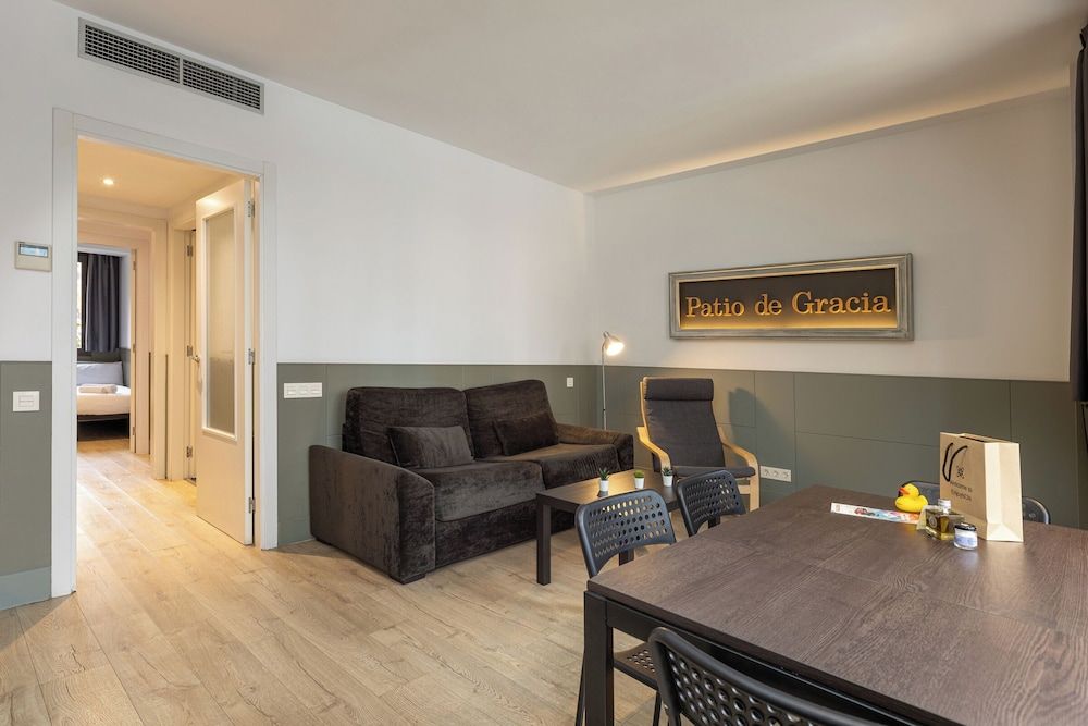 Enjoybcn Patio de Gala Apartments Deluxe Apartment, 2 Bedrooms 13