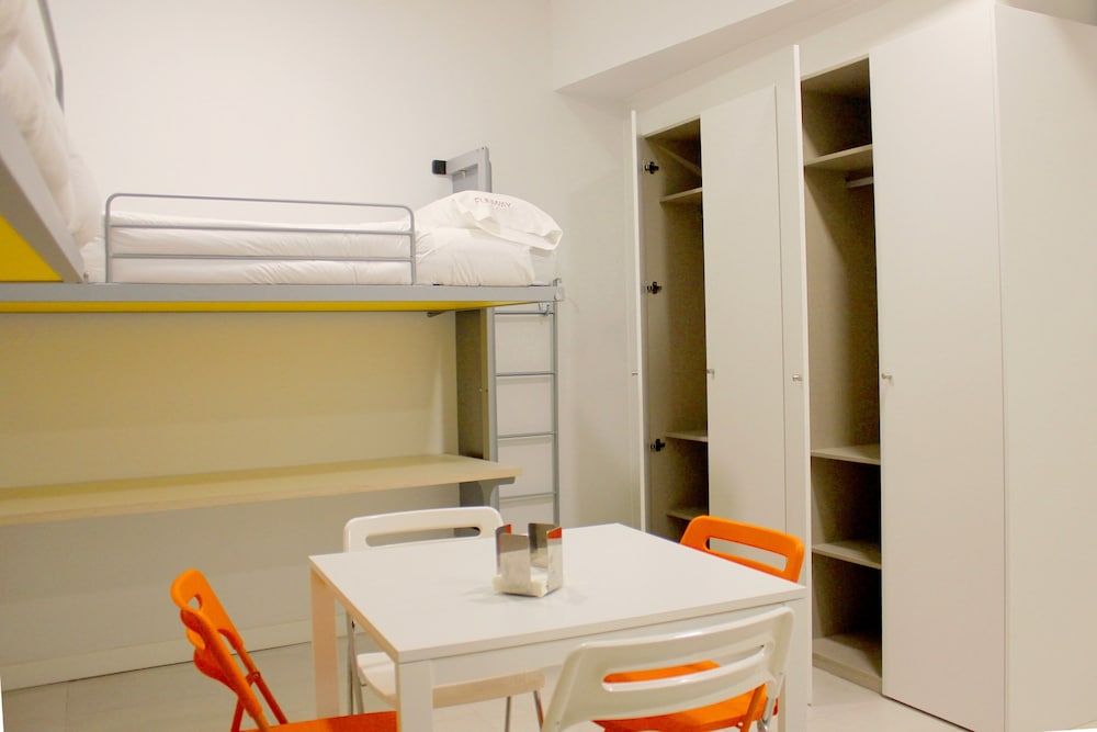 Apartamentos Funway Hostel Basic Shared Dormitory (1 bed in a 4-Bed Dormitory Room) 3