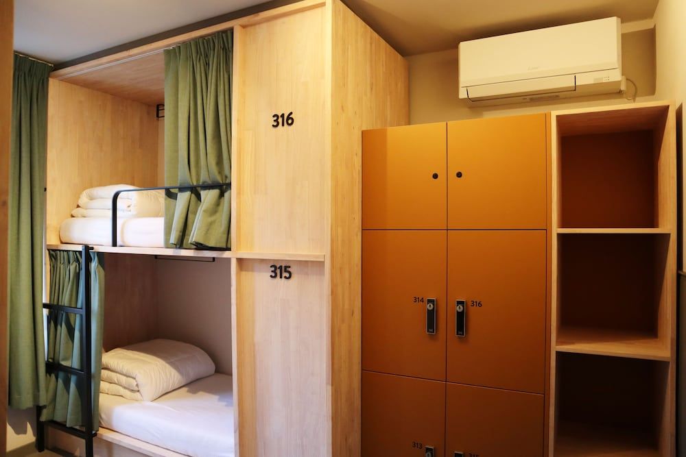 undefined The Bee Hostel 6