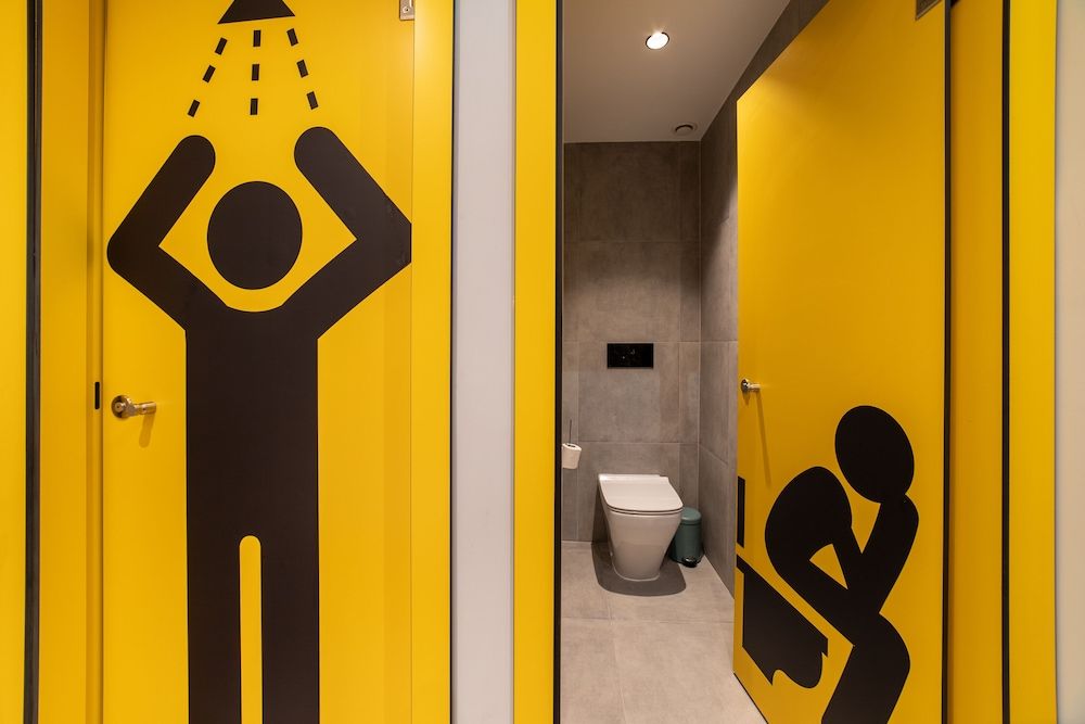 Petit Hostel La Latina - Adults Only Quadruple Room (Private / Ages 18-50) 9