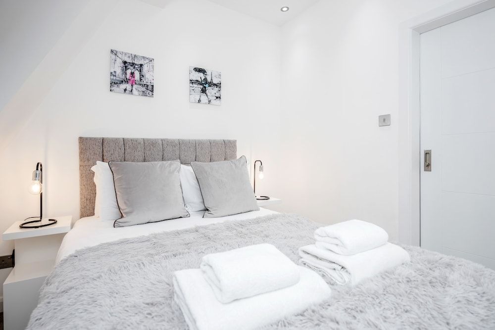 undefined Soho Penthouse 6