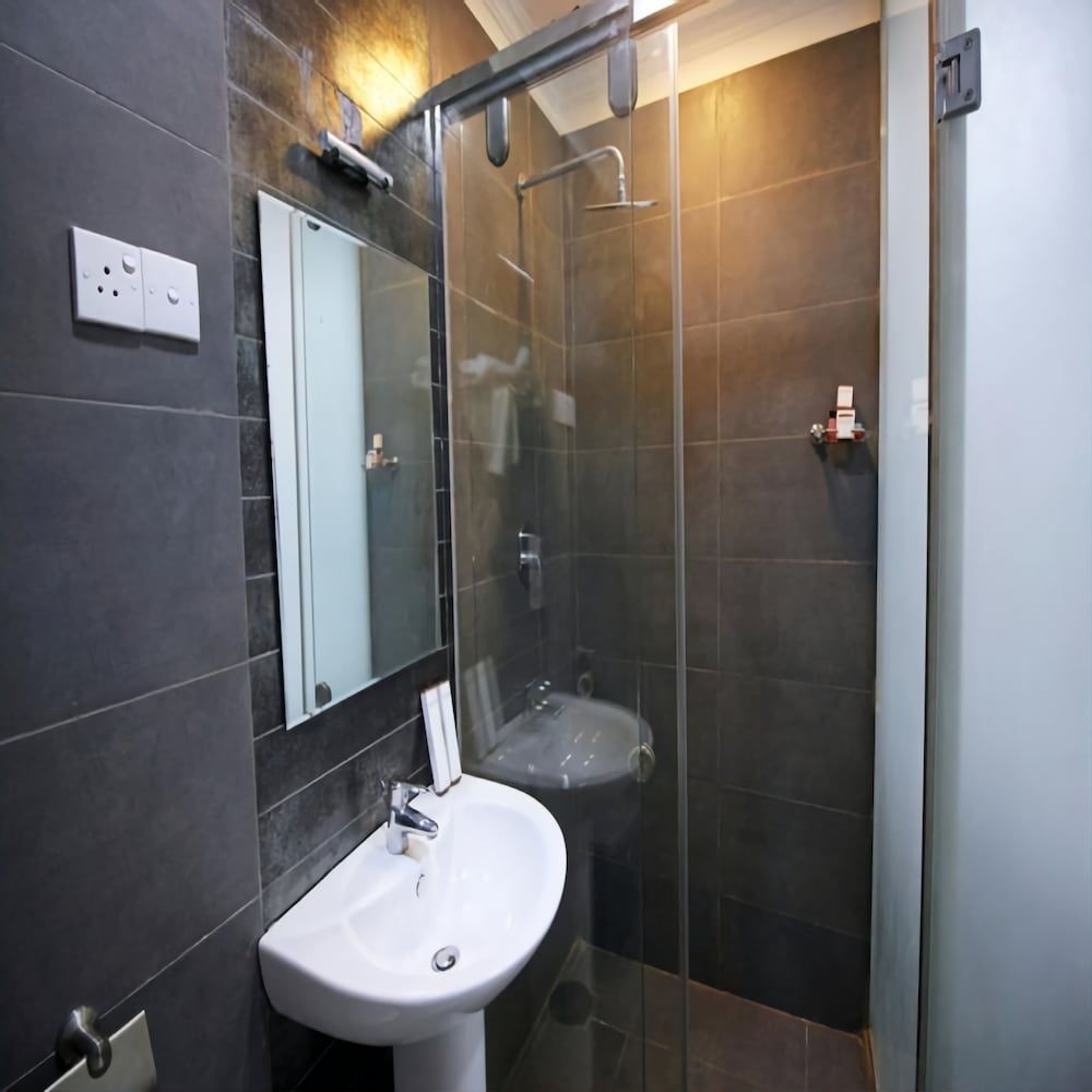 GiGi Colombo Double Room 4