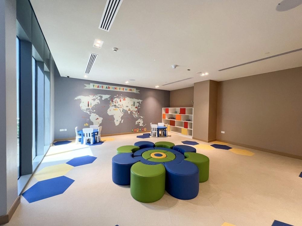 undefined Unit 209 52 42 Tower 1 6