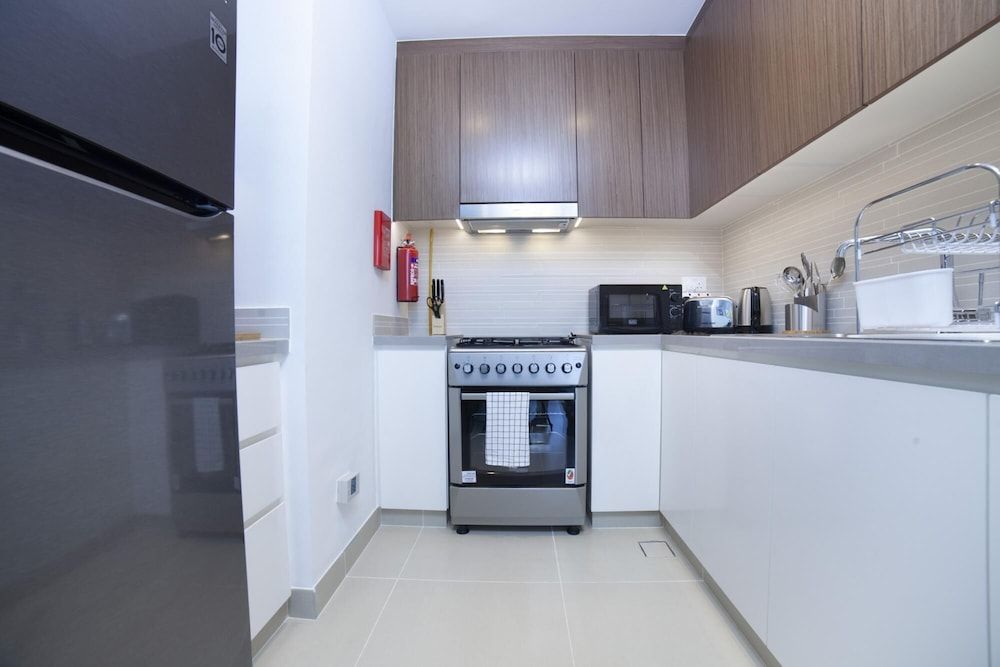 undefined Unit 209 52 42 Tower 1 4