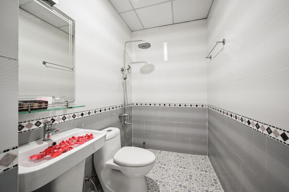 Venus Hotel Superior Double Room 11