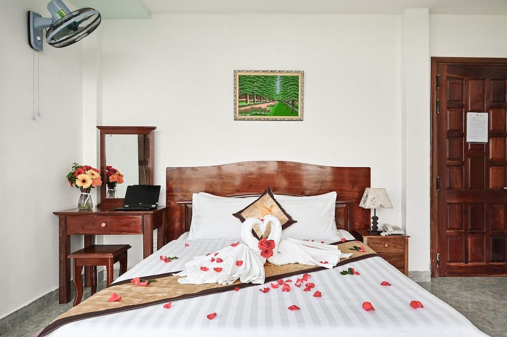 Venus Hotel Deluxe Double Room 4