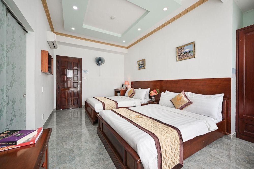 undefined Venus Hotel 10