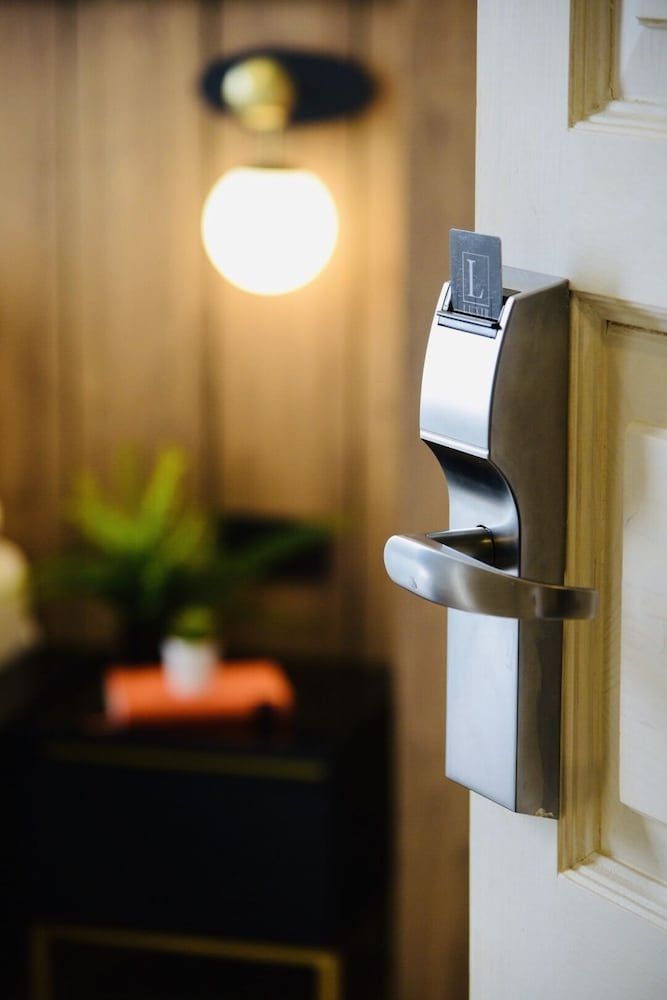 Luxir Hotel Economy Double Room 2