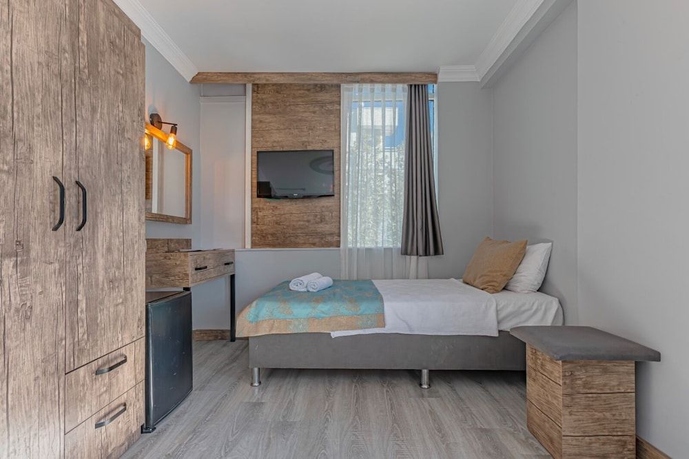 undefined Seven City Hotel 9