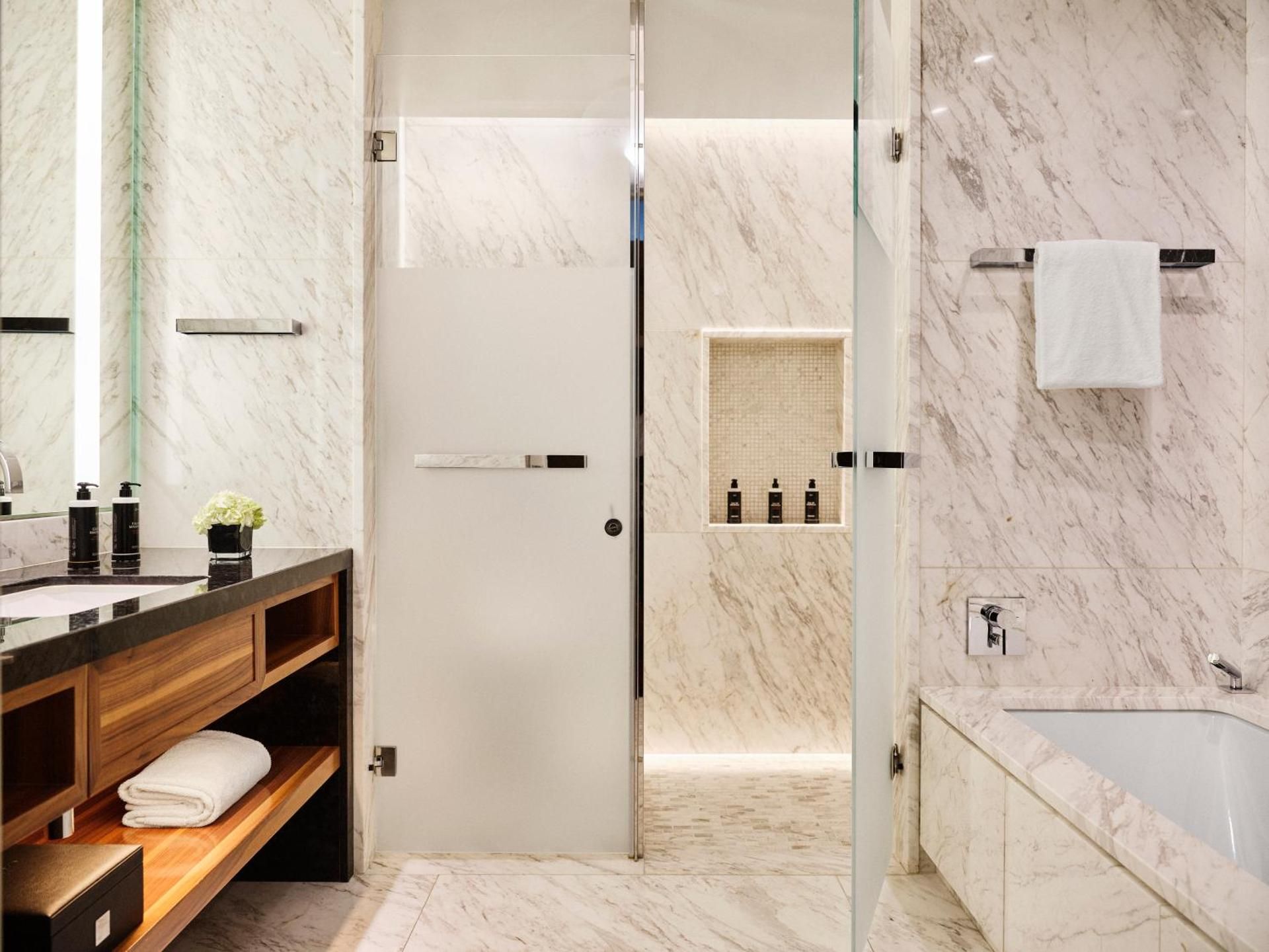 Grand Premier Room King with Terrace