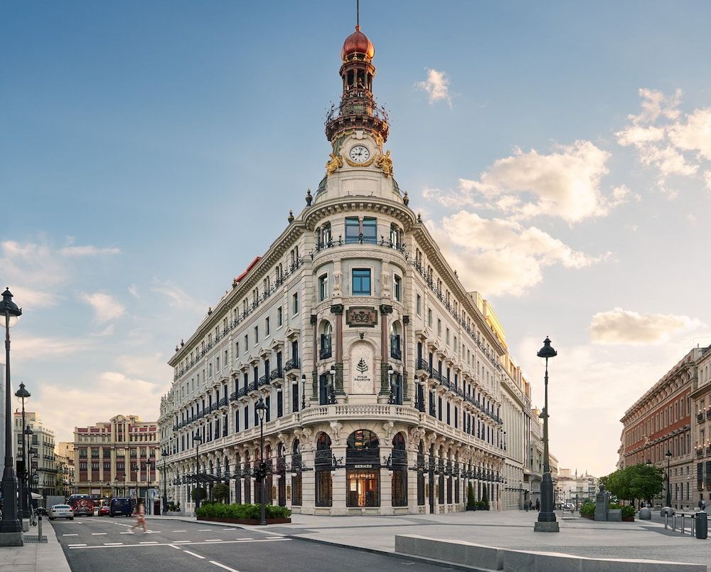 undefined Four Seasons Hotel Madrid 4