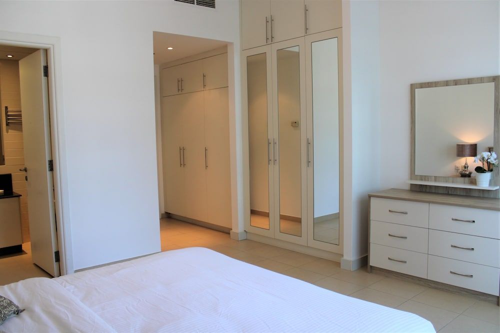 undefined EVA - 2BR Apt in the heart of Dubai 4