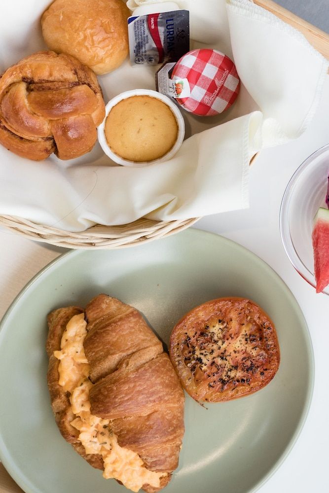 undefined Urban Living Residence 4