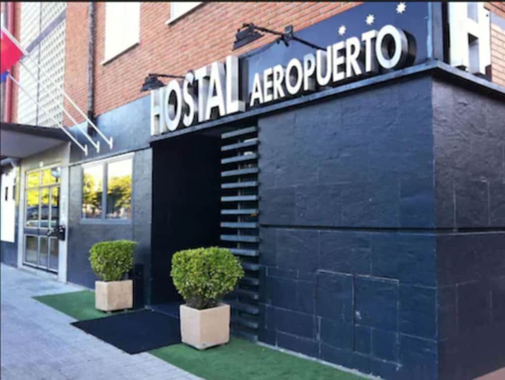 undefined Hostal Aeropuerto