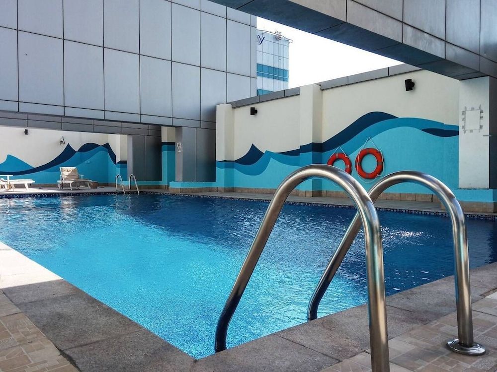 undefined Light and Modern Studio in Jlt! Sleeps 3! 2