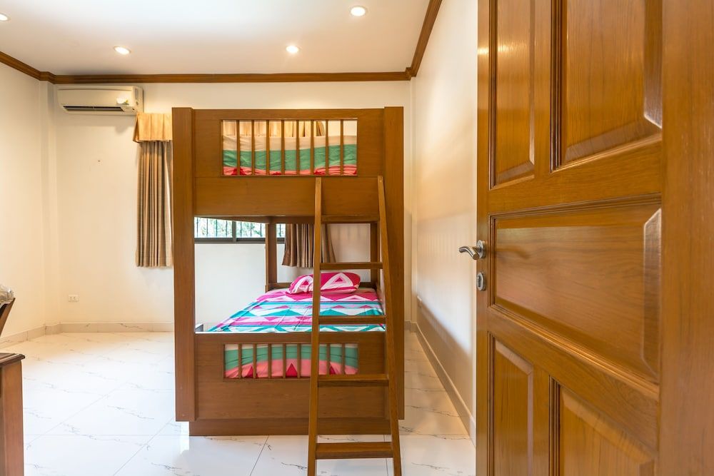 D Smile Pool Villa Pattaya 4 Bedroom Pool Villa 12