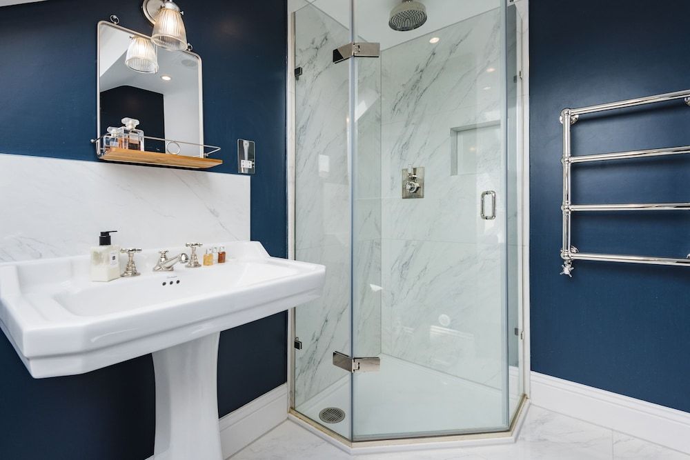 Spectacular Shepherds Bush Home Close to Westfield Family House, 4 Bedrooms, Garden View (4 Bedrooms) 17