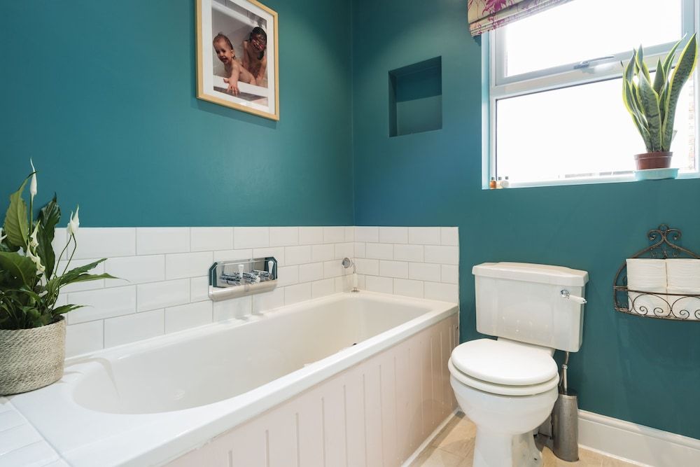 Spectacular Shepherds Bush Home Close to Westfield Family House, 4 Bedrooms, Garden View (4 Bedrooms) 12