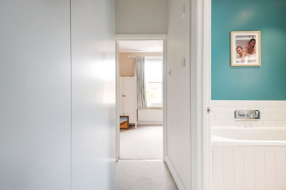 Spectacular Shepherds Bush Home Close to Westfield Family House, 4 Bedrooms, Garden View (4 Bedrooms) 21