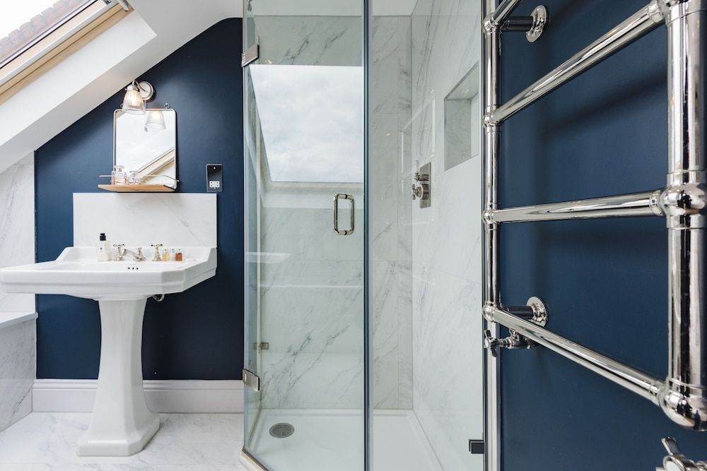 Spectacular Shepherds Bush Home Close to Westfield Family House, 4 Bedrooms, Garden View (4 Bedrooms) 15